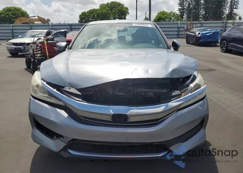 2017 Honda Accord Lx z USA, uszkodzony, nr VIN 1HGCR2F36HA119596